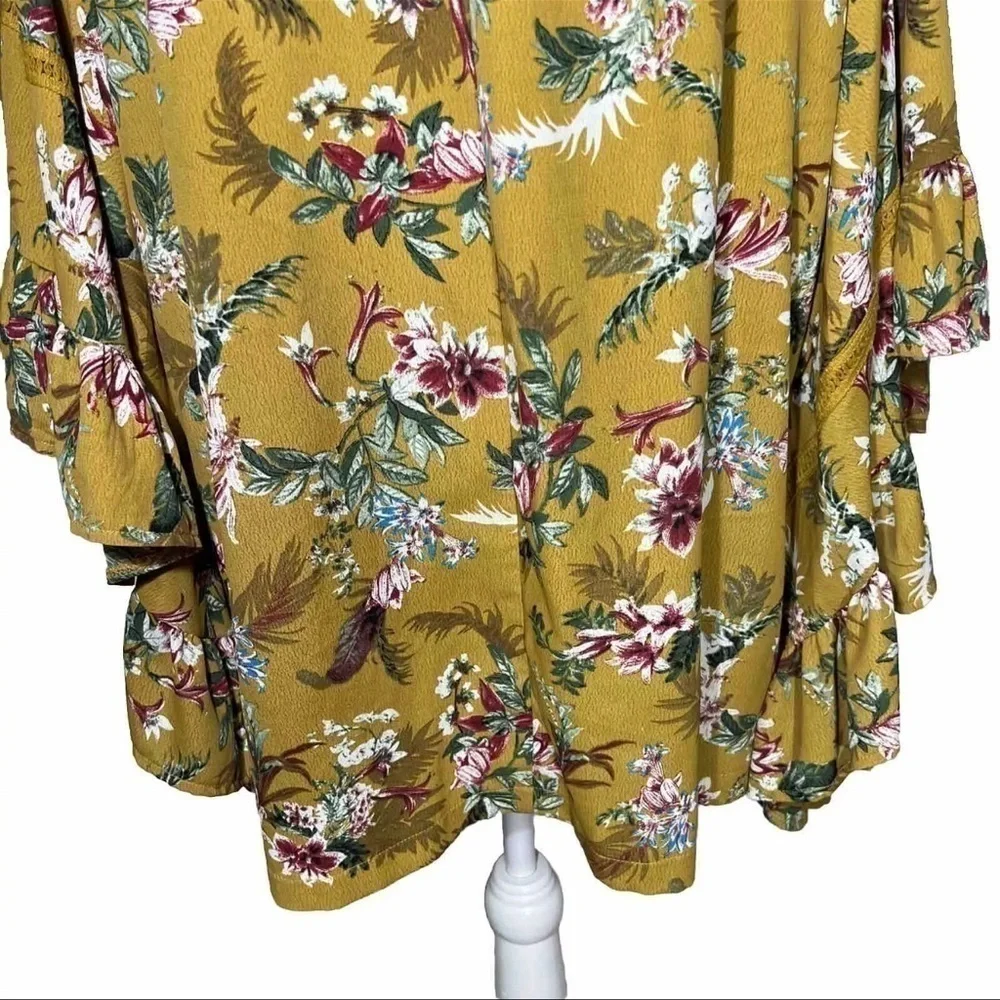 Easel Yellow Floral Kimono Beach Cover Up Ruffle Short Sleeves Lightweight Small